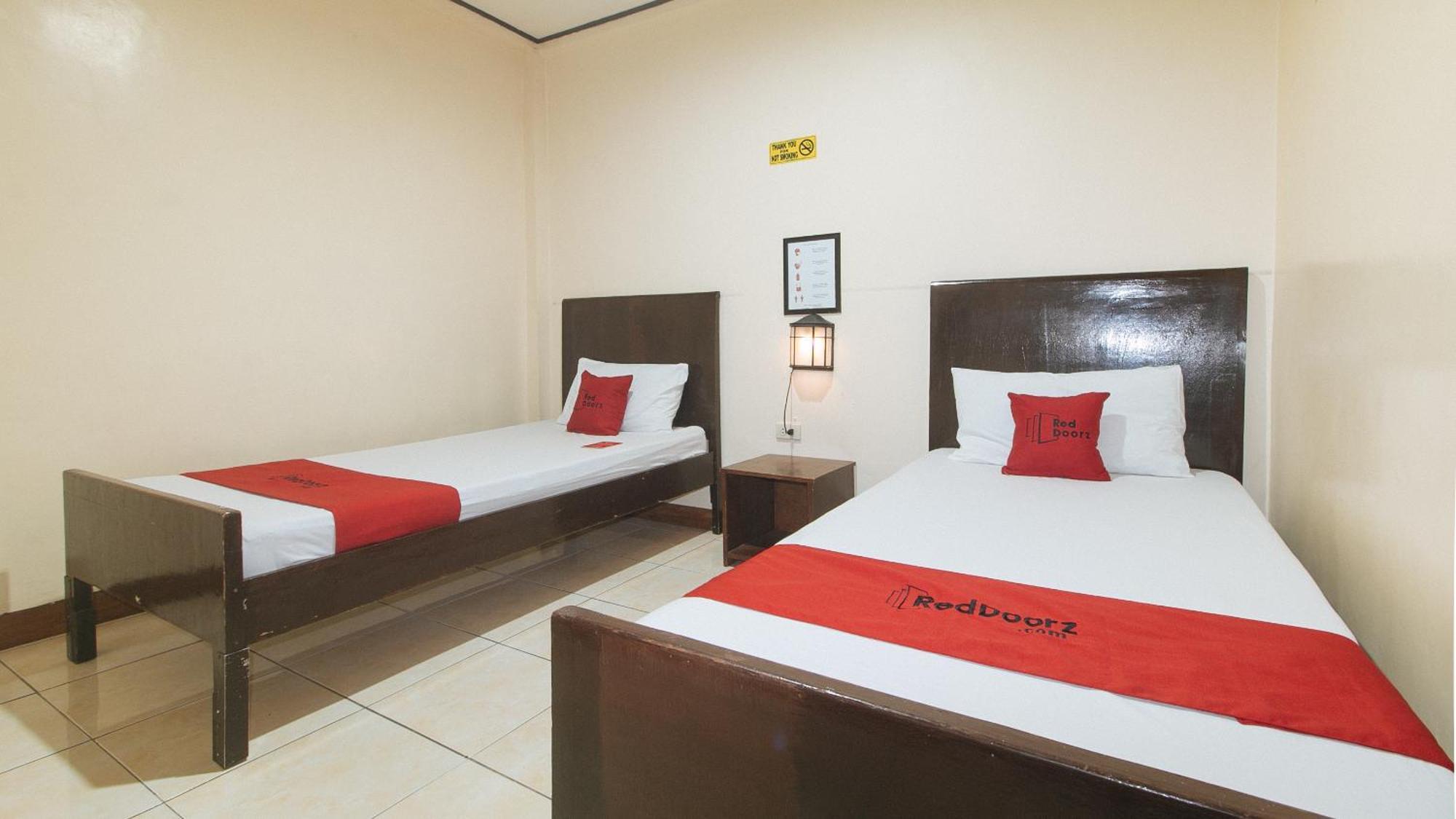 Elegance Guesthouse Pasay Exterior foto
